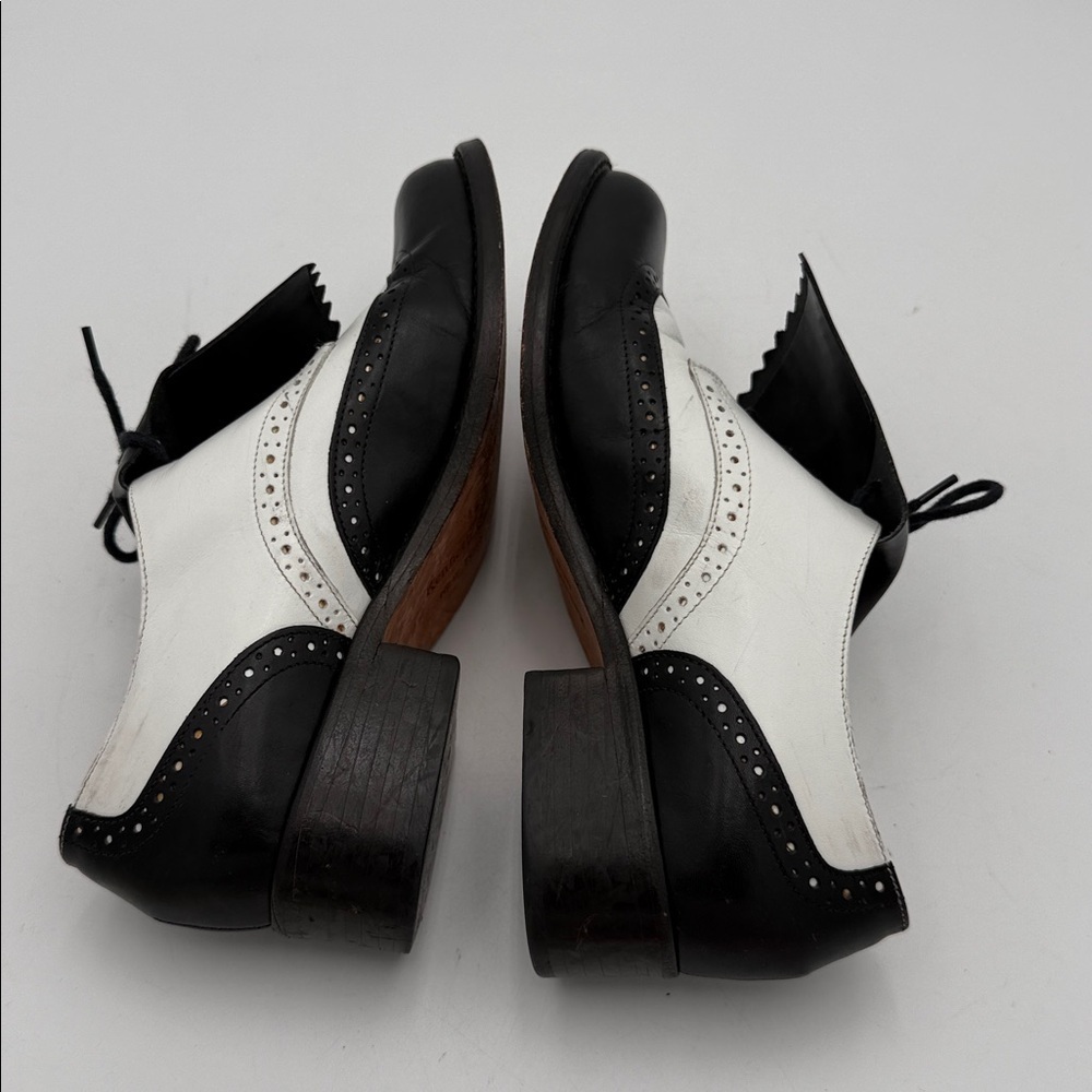 Vintage Kenneth Cole Black White Oxford shoe women 6.5M lace up Y2K goth hype - Picture 8 of 12